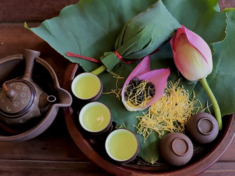 Khám Phá Các Loại Trà Quý Tộc Việt Nam - Trà Sen Tây Hồ